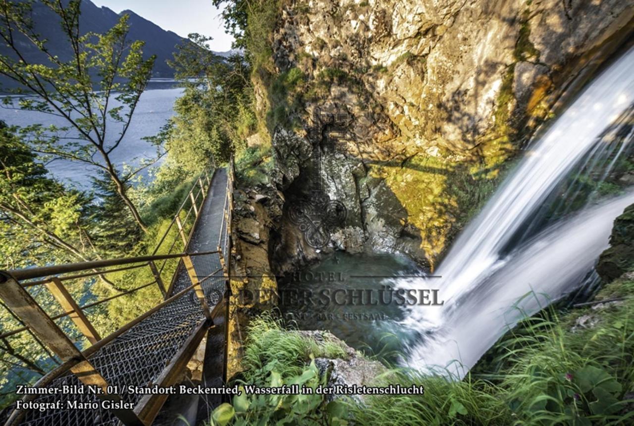 Hotel Restaurant Goldener Schluessel Altdorf Dış mekan fotoğraf