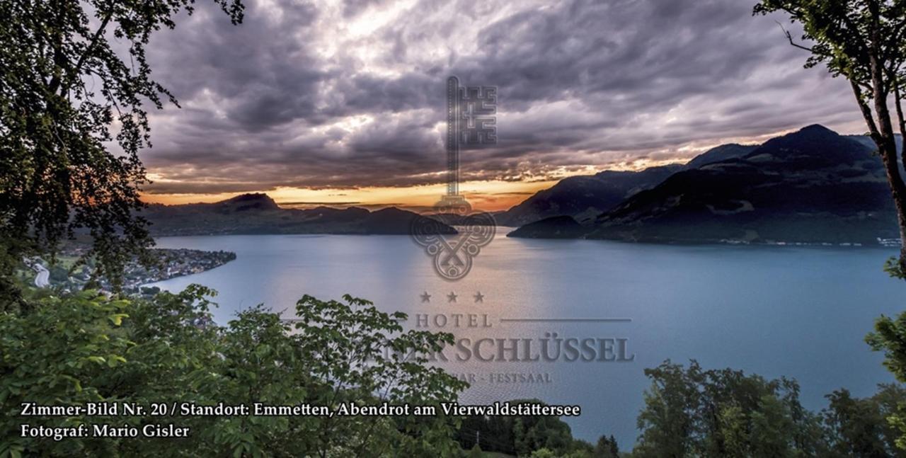 Hotel Restaurant Goldener Schluessel Altdorf Dış mekan fotoğraf