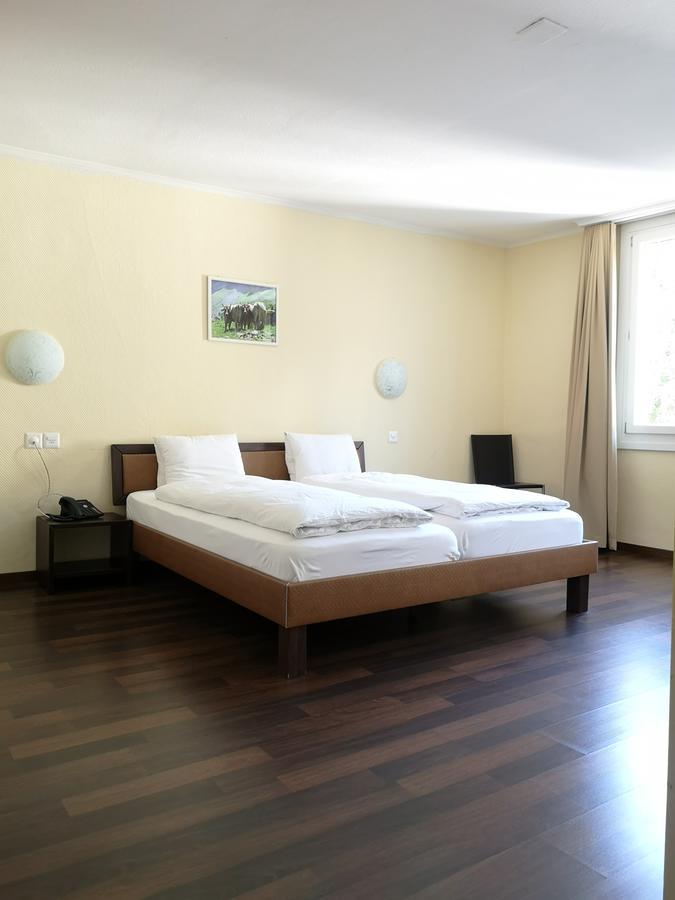 Hotel Restaurant Goldener Schluessel Altdorf Dış mekan fotoğraf