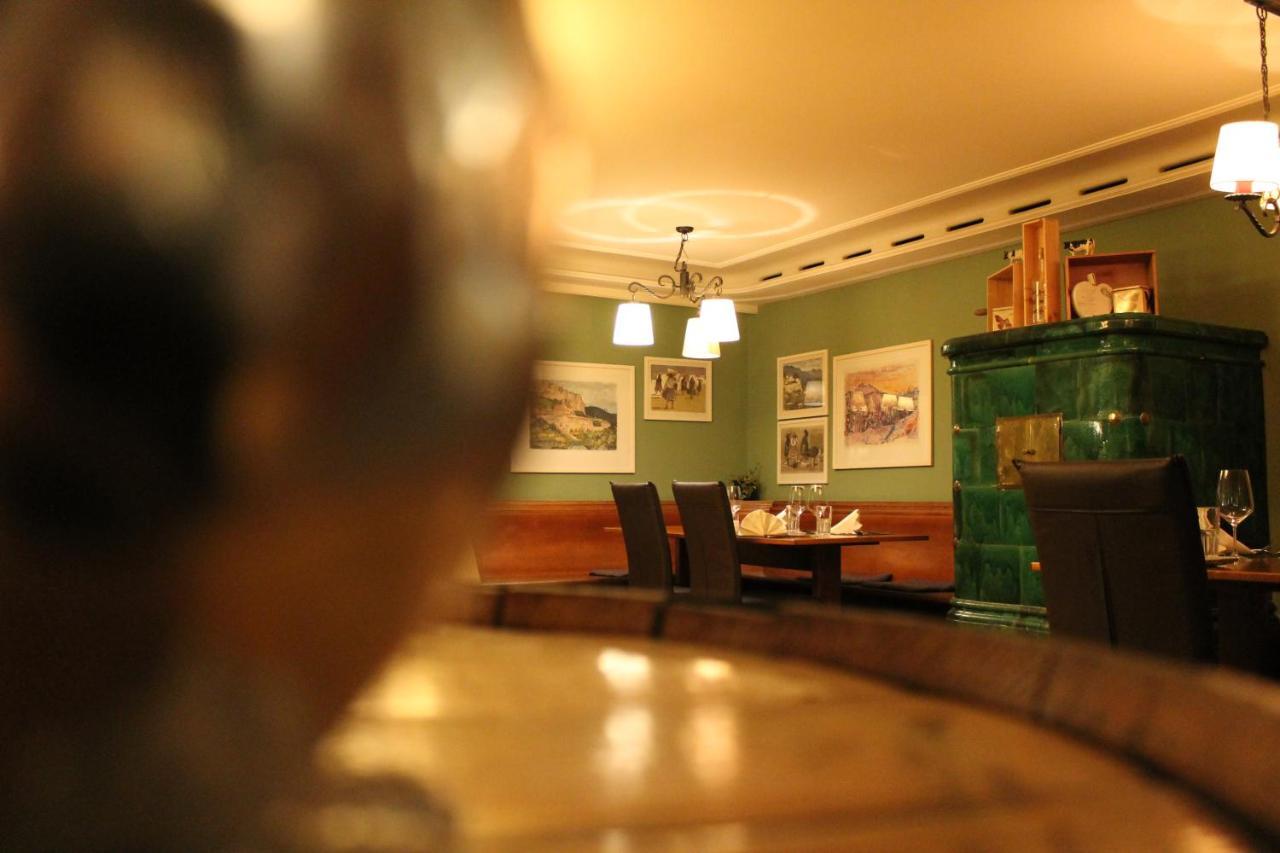 Hotel Restaurant Goldener Schluessel Altdorf Dış mekan fotoğraf