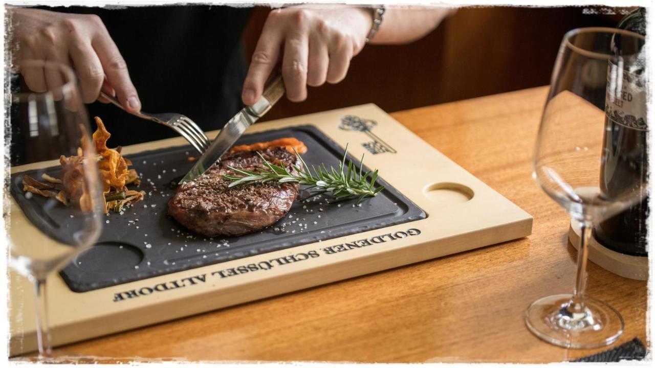 Hotel Restaurant Goldener Schluessel Altdorf Dış mekan fotoğraf